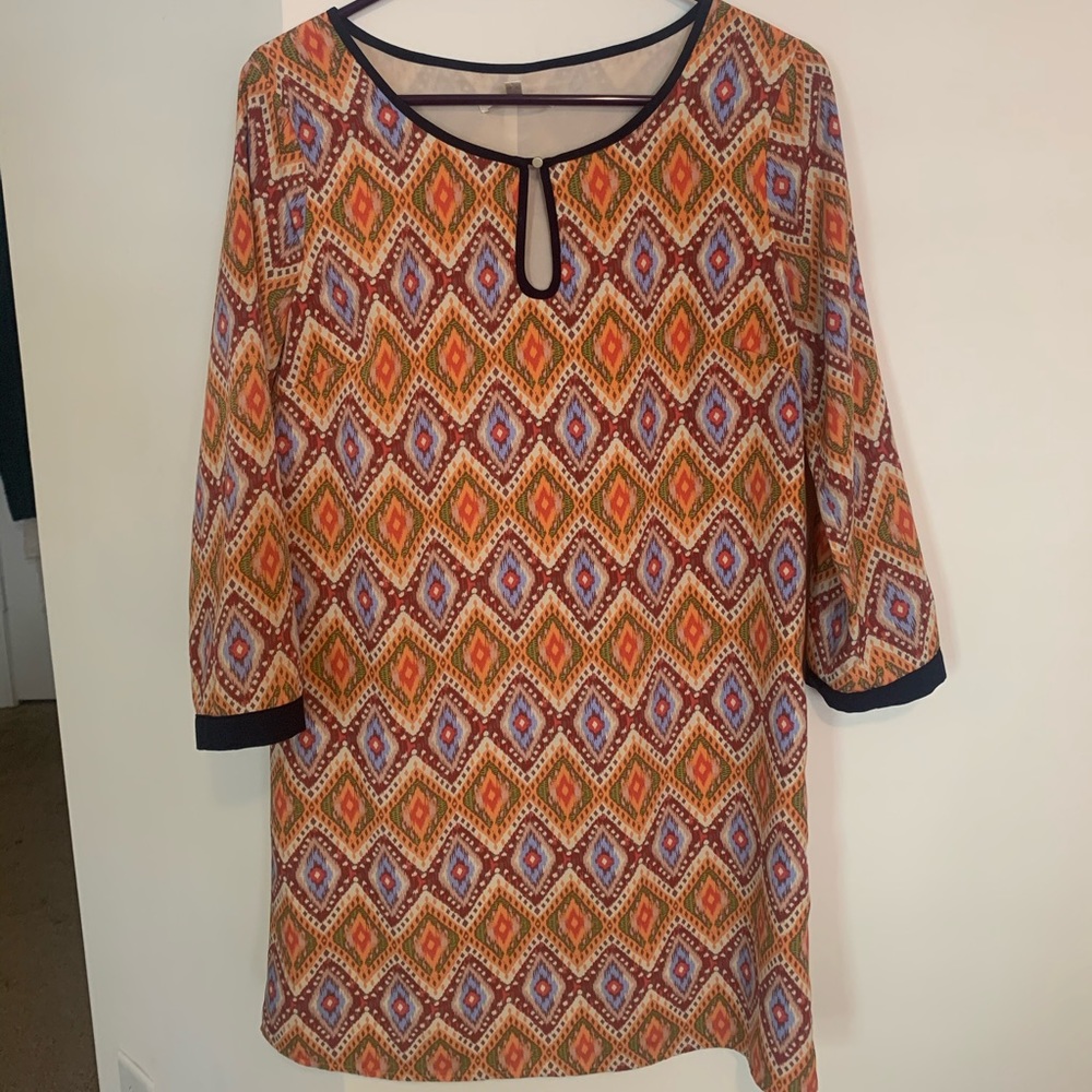 Patterned shift dress - Size M